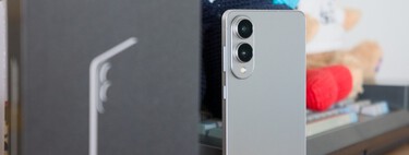 El Galaxy S25 Edge es fino como un cuchillo pero duro como un piedra. Lo demuestra esta prueba tan bestia que puedes ver en Youtube 