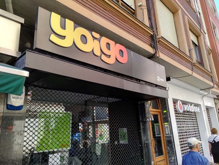 Yoigo redobla su apuesta por el prepago: llamadas ilimitadas y 100 MB por 12 euros al mes