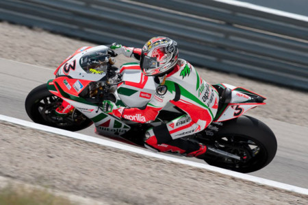 Max Biaggi Aprilia