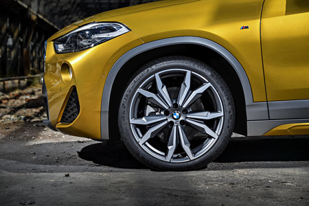 BMW X2 llanta