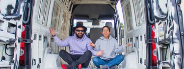 Irene y Carlos llevan tres años viviendo en pareja en una camper: “Las pequeñas cosas en 10 metros cuadrados crecen”