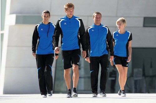 Liquidación brutal en Deporte-Outlet con multitud de productos por 3 euros: camisetas, sudaderas, pantalones y más