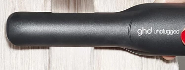 La plancha de pelo sin cables más versátil para alisar, rizar o conseguir ondas perfectas es Ghd y está rebajadísima