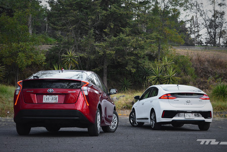 Hyundai Ioniq Vs Toyota Prius 5