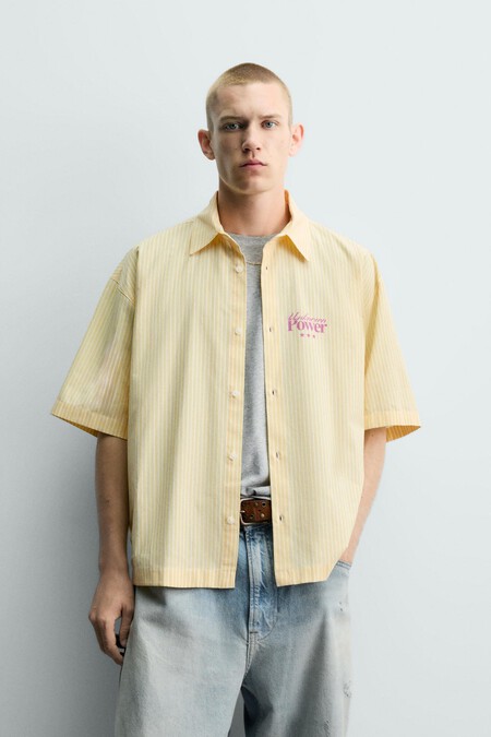 El Color De Moda Que Los Hombres Llevan Sin Esfuerzo Este Verano Es El Amarillo Mantequilla Y Estas Piezas En Rebaja Haran Que Tus Looks Brillen Con Luz Propia