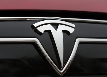 Teslaquila, sí el nombre de un nuevo tequila que Elon Musk ya registró
