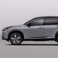 Espaciosa camioneta con tres filas de asientos en México. Ahora es más barata, está hecha en Japón y ya es modelo 2026 