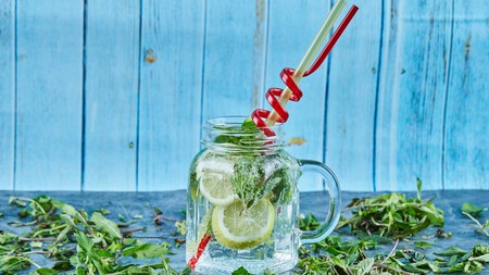 Agua De Albahaca