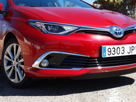 Prueba Toyota Auris Hybrid 2016 Exteriores