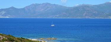 Las olas de calor están "apagando" las brisas del Mediterráneo: el viento que nos refrescaba en España es cada vez más débil 