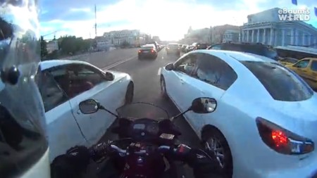 Filtrarse entre los coches y su resultado