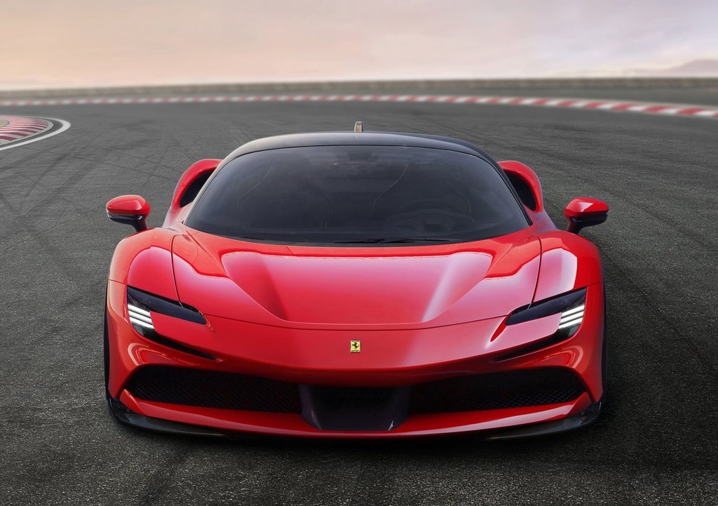 Ten paciencia: los primeros Ferrari eléctricos llegarán hasta después del 2025