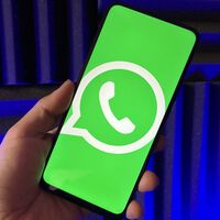 La nueva estafa en WhatsApp en México comienza con alguien presentándose como repartidor de Amazon