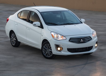 El Dodge Attitude seguirá a la venta aunque Mitsubishi ya no sea de FCA