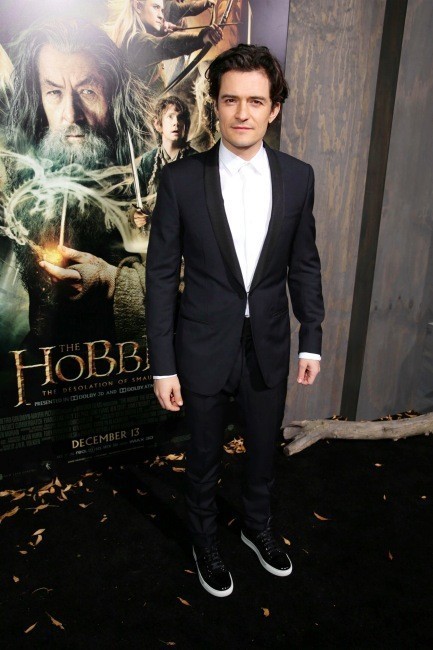 Que no, que de momento nada, que Orlando Bloom sigue en el mercado