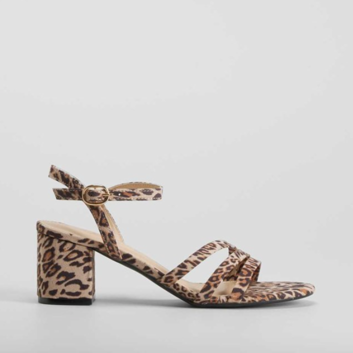 Sandalias animal print
