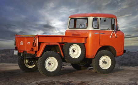 Jeep FC 150 Concept trasera