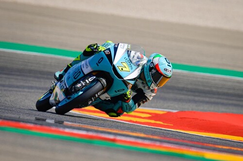 Locura en MotorLand: Pedro Acosta la lía pero Sergio García también se cae y Dennis Foggia gana Moto3