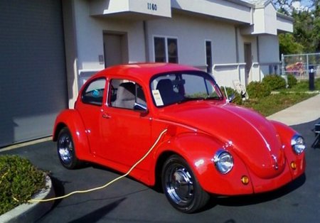 BOB: un Volkswagen Escarabajo del 74 como nuevo (y además eléctrico)