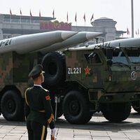 Problema para os EUA? Em 10 anos, China aumenta sua produção militar e fica perto de atingir autossuficiência 
