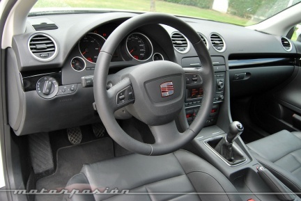 SEAT Exeo