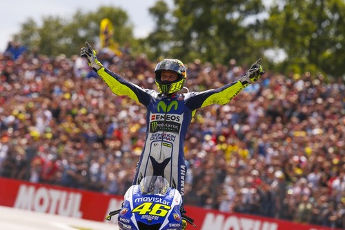 MotoGP Alemania 2015: Valentino Rossi líder, Marc Márquez recuperado y Jorge Lorenzo al acecho