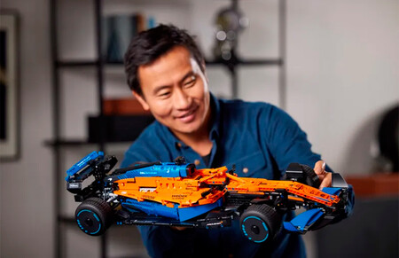 McLaren F1 LEGO Technic