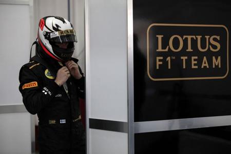 Según Gerard Lopez, Kimi Räikkönen está dispuesto a renovar con Lotus