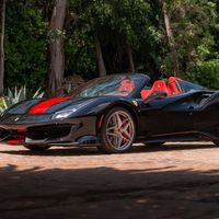 Este Ferrari 488 Pista Spyder logró duplicar su valor original en una subasta
