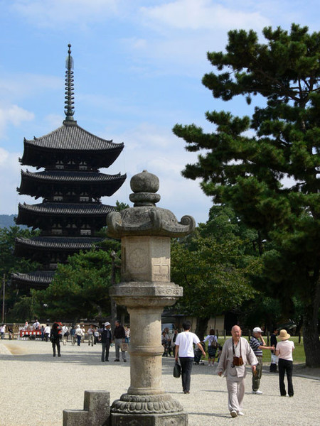 pagoda nara