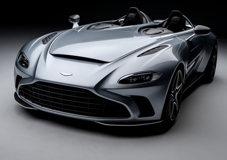 Aston Martin V12 Speedster, emoción al aire libre con toques muy nostálgicos