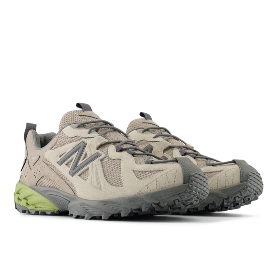 New Balance
New Balance 610Xv1 