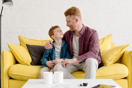 Conecta emocionalmente con tus hijos: es más importante de lo que crees y además,¡son todo ventajas!