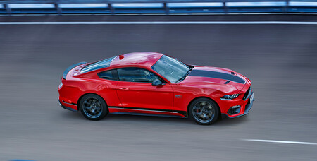 El brutal Ford Mustang Mach 1 de 460 CV ya tiene precio en España y su conquista europea ha comenzado