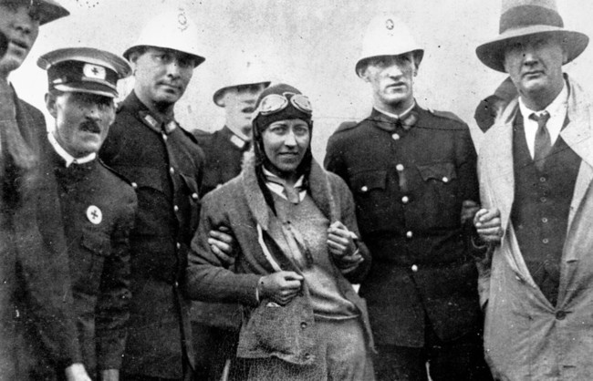 Statelibqld 2 170479 British Aviator Amy Johnson Upon Her Arrival At Brisbane In 1930