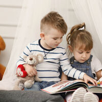 Cómo crear un rincón de lectura Montessori y fomentar en los niños el amor por los libros