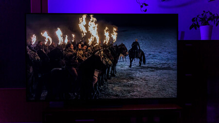 Hisense UR9S RGB MiniLED
