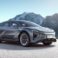 El último SUV eléctrico chino se llama HiPhi-1 y es un enorme 'transformer' que estará a la venta en dos años