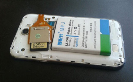 Modding en el Galaxy Note II: 288 GB de almacenamiento y una batería de 8.500 mAh