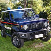 El Suzuki Jimny también patrullará calles y caminos como coche de policía de los Carabinieri