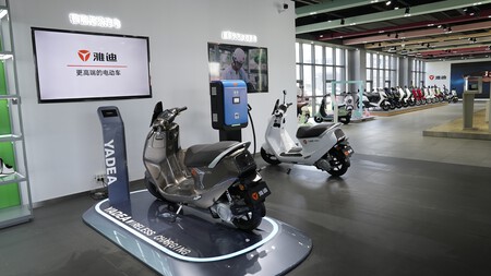 Yadea Llega A Espana De La Mano De Kymco010