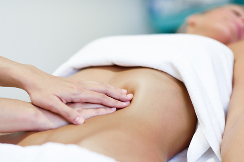 Diástasis abdominal o de rectos: qué es y por qué se produce