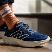 New Balance tiene las zapatillas perfectas para correr en primavera: cómodas, transpirables y ahora a mitad de precio 