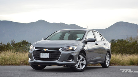 Chevrolet Onix 2021, al volante del sedán que quiere gritar 'jaque mate' a Versa