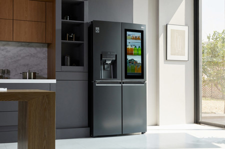 LG llevará la tecnología de limpieza por luz ultravioleta a sus frigos InstaView Door-in-Door