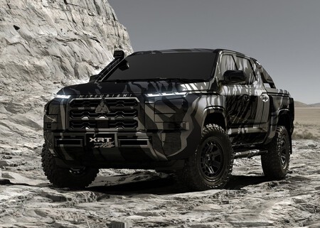 El Mitsubishi L200 2024 se esconde bajo el camuflaje del este concepto llamado XRT Concept