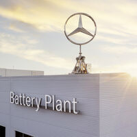 Cada uno barre para su casa: Mercedes no quiere saber nada de los e-Fuels porque “el motor eléctrico superará al de combustión”