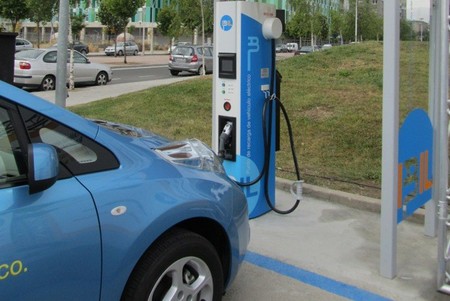 Punto de recarga CHAdeMO 01