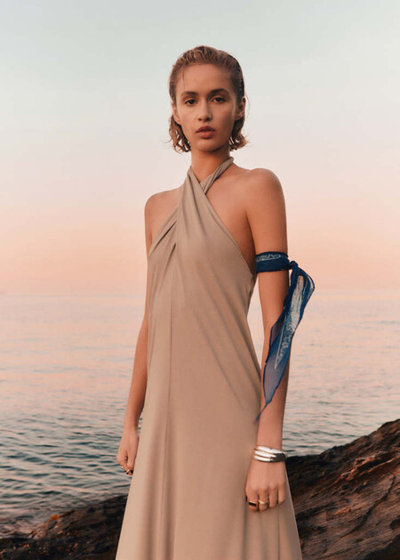 vestido cuello halter