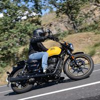 Ni Honda ni Ducati. Royal Enfield ya es la marca de motos más fuerte del mundo, y lo han logrado con una filosofía: simple, retro y barato 